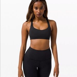 Lululemon Black Free to Be Wild Bra Size 8